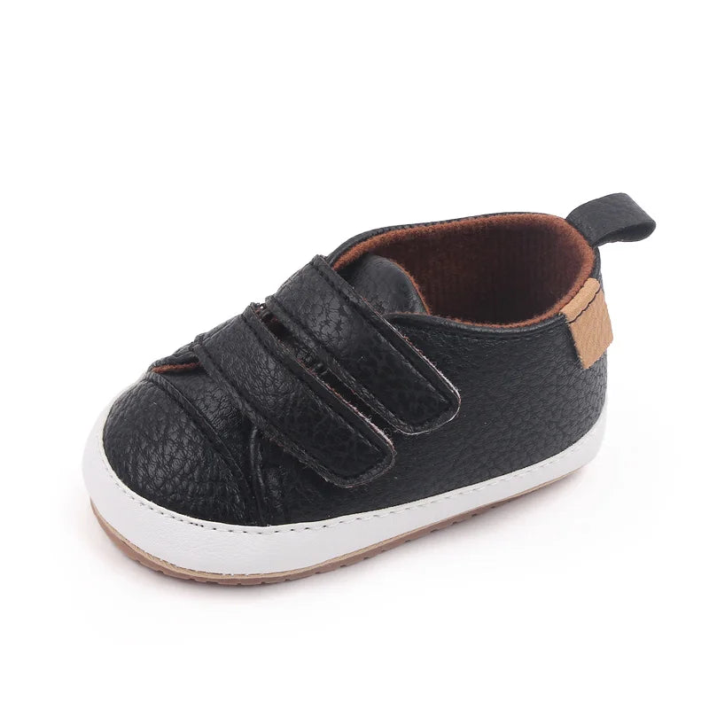 Zapatillas informales para bebé, primavera y otoño, suela suave de PU y TPR, antideslizantes, de alta calidad, superventas, 2023, nueva moda para niños pequeños de 0 a 12 meses.
