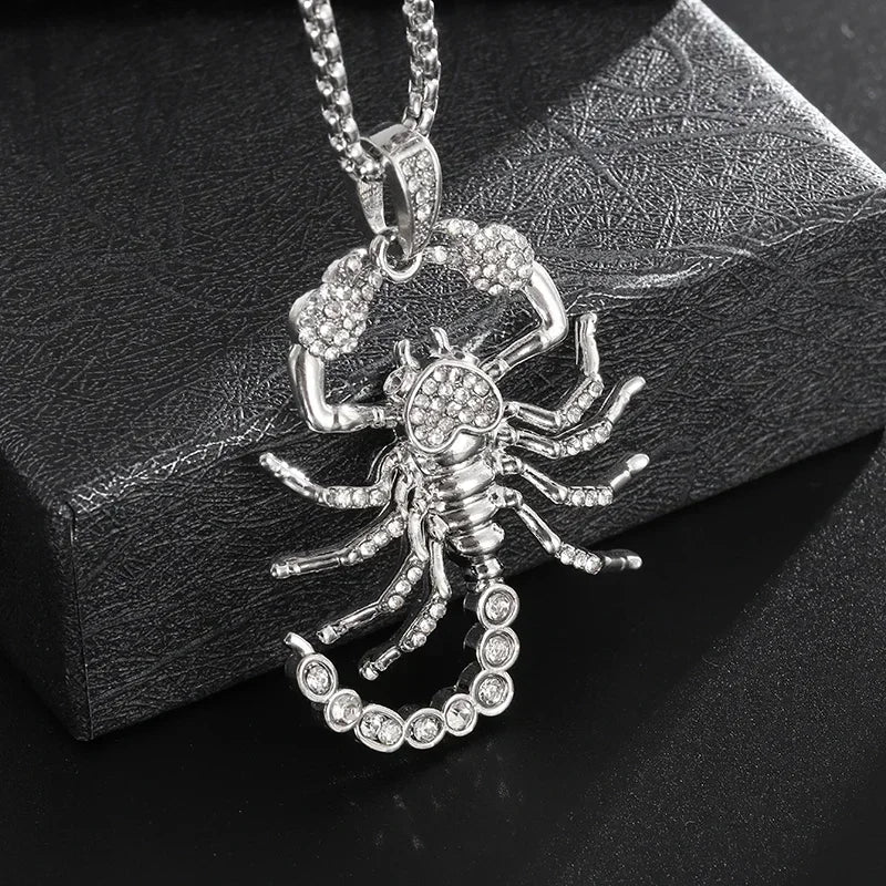 Bing Iced Out XO Colar Pingente de letra de zircônia cúbica para homens e mulheres Hip Hop Street Rock Rap Party Jewelry