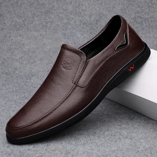 CLOHOO Men's Business Casual Shoes Handmade Layered Cowhide Rubber Bottom Leather Footwear for Office And Leisure
