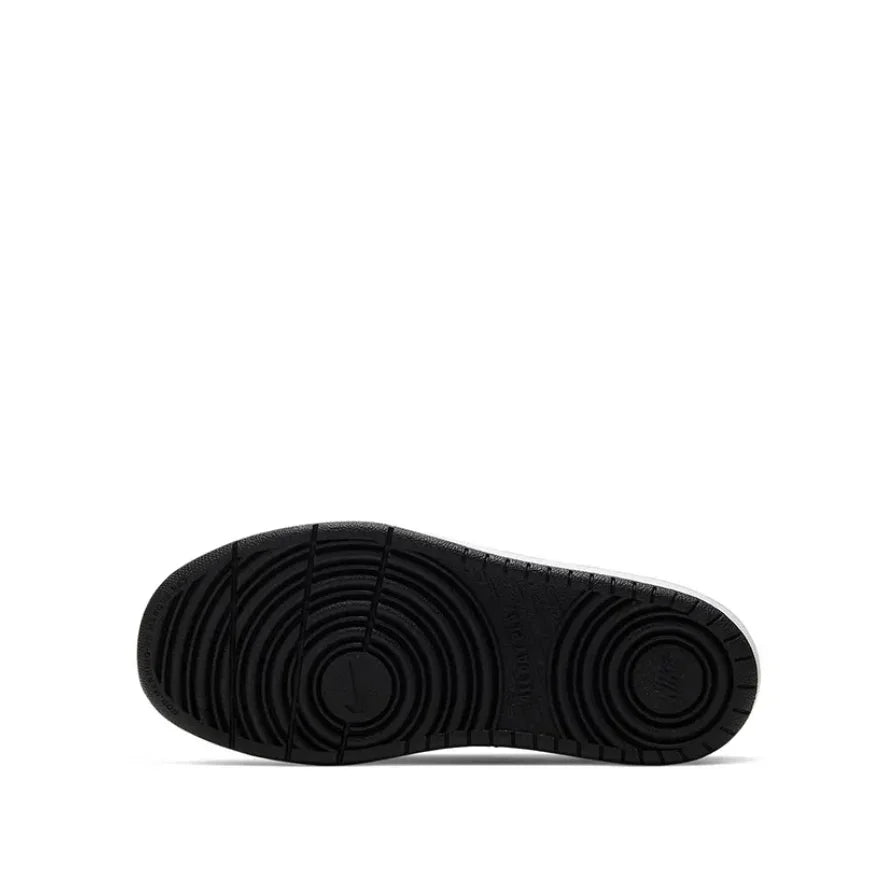 Tênis Nike Court Borough Low 2 branco e preto para crianças e crianças de meia-idade