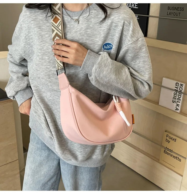 2024 New Fashion Crossbody Bag Simple Wide Shoulder Strap Design Single Shoulder Bag Original Style Commuting Dumpling Women Bag