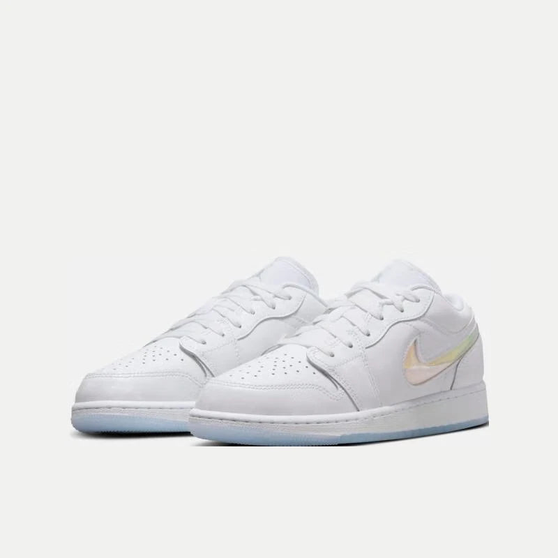 Nike Air Jordan 1 Retro Low Men Woman Basketball Shoes Classic Leather Comfortable Outdoor Sports Casual Skateboard Sneakers