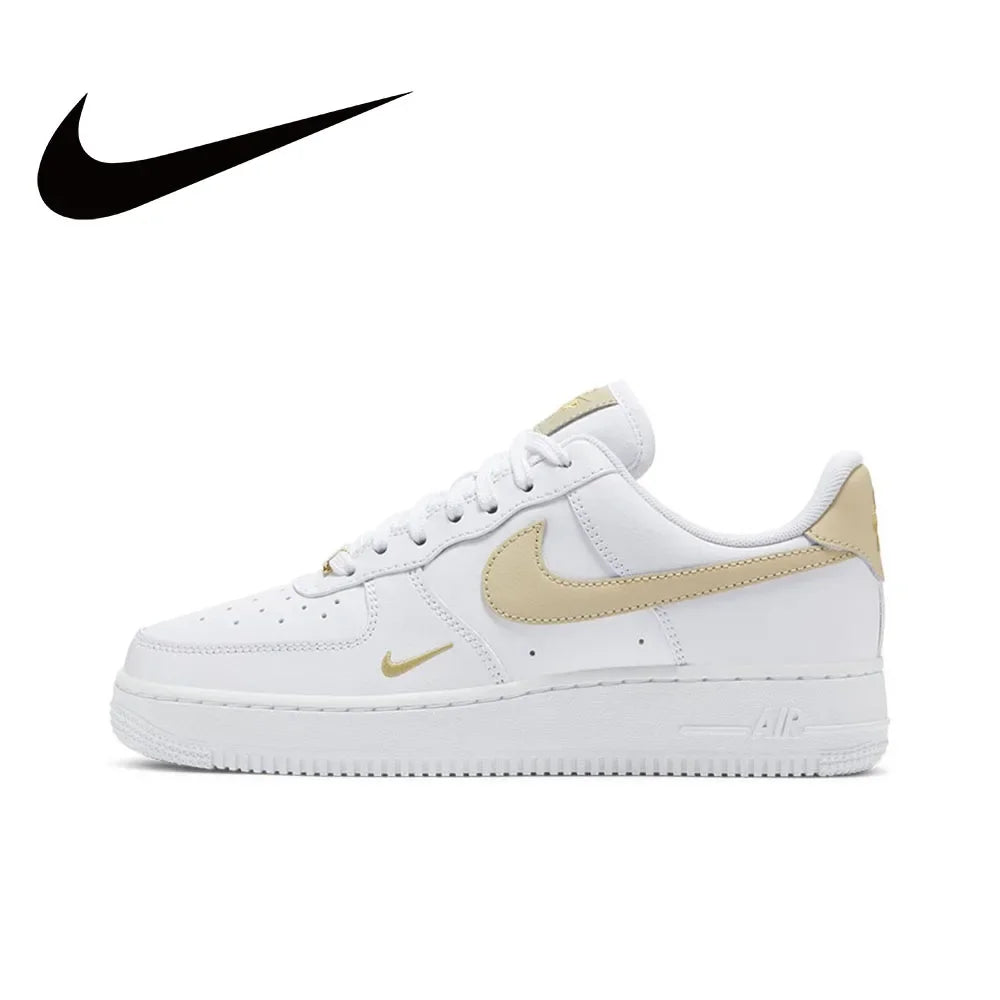 Shorts Nike Air Force 1 07 de cuero neutro estilo retro de caña baja