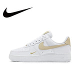 Shorts Nike Air Force 1 07 de cuero neutro estilo retro de caña baja