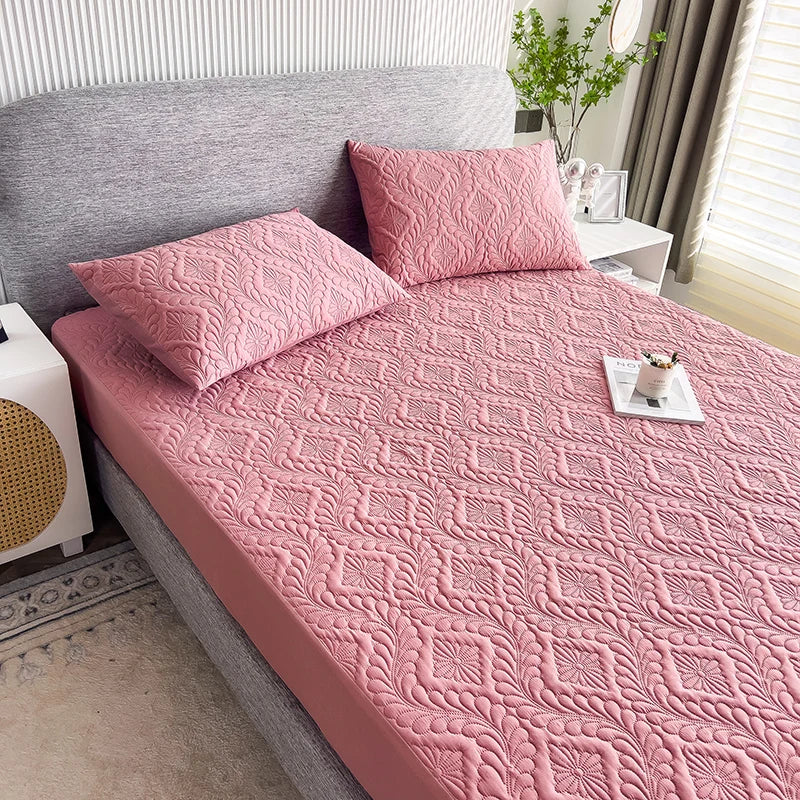 Waterproof Mattress Protector Thicken Fitted Bed Sheet Breathable & Noiseless Mattress Pad for Twin/Double/Queen/King Size Beds
