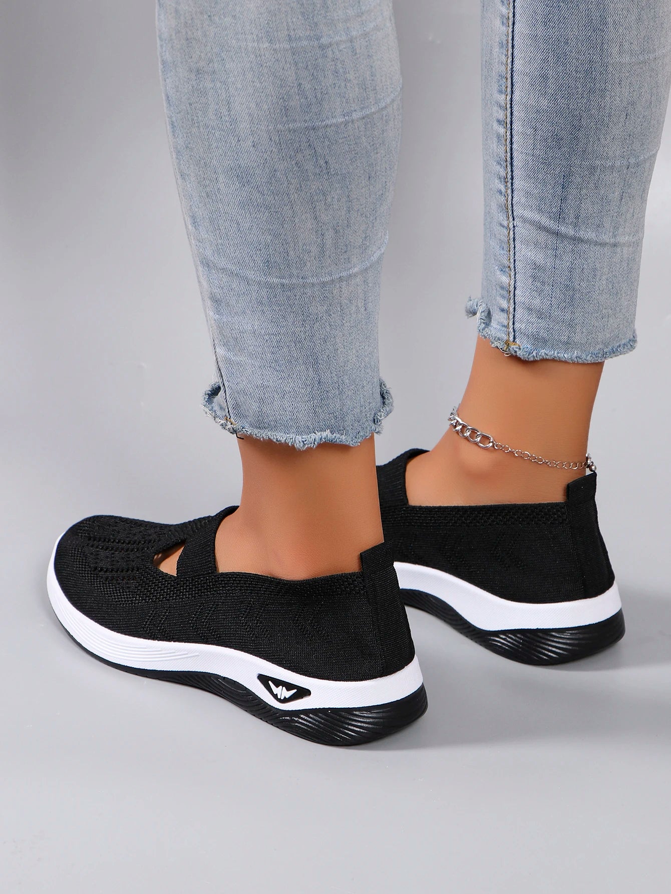 Zapatillas deportivas de primavera para mujer, modernas, transpirables, ligeras, antideslizantes, resistentes al desgaste, informales, planas.