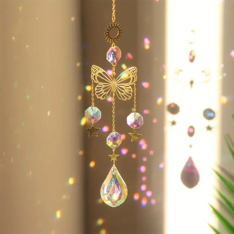 1 atrapasol de cristal con forma de mariposa: prisma de cristal que refleja luces para la decoración del hogar, el jardín y el automóvil.