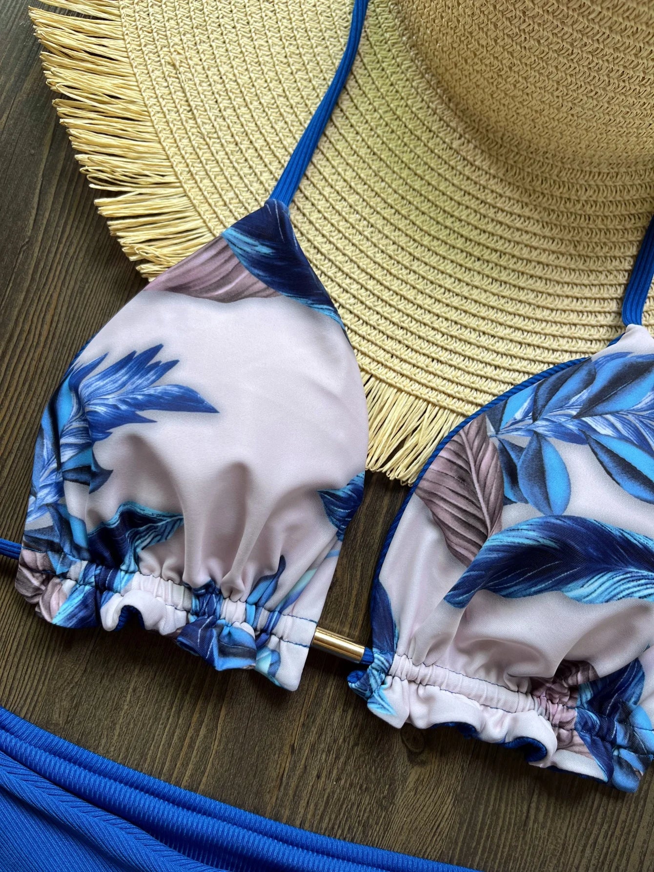Leaves Printed Halter High Leg Cut Bikini Women Swimwear Female Swimsuit Two-pieces Bikini set Bather Bathing Suit Swim