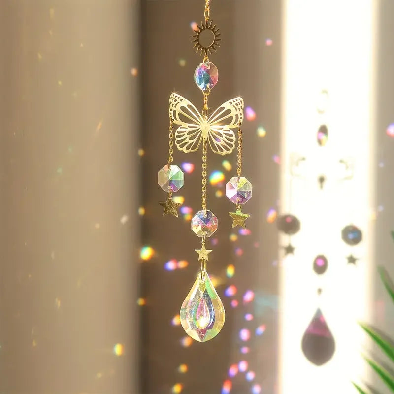 1 atrapasol de cristal con forma de mariposa: prisma de cristal que refleja luces para la decoración del hogar, el jardín y el automóvil.