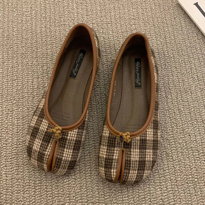 Women Flats Tabi Ninja Shoes Woman Ladies Microfiber Leather Comfy  Flats Split Toe Slippers Soft Bottom Loafers Solid Brief La