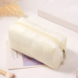Classic Design Makeup Bag Spacious Portable Cosmetic Bag Large Capacity Makeup Bag High-Quality For Daily Use Business Trips