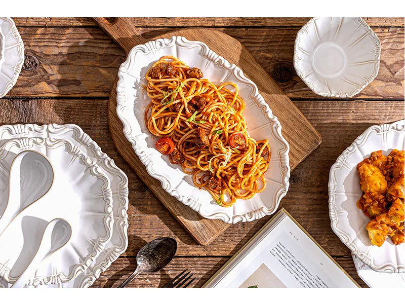 Elegant Classical Plate French Retro Ceramic Dishes Home Plate Rice Bowl Party Tableware Set White Lace Embossed Dinner Plate