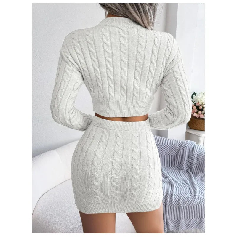 Women's Fried Dough Knitting Skirt, Navel Revealing Sweater, Buttock Knitting, Long-Sleeved Top, Slim Suit, Skirt, Autumn, Winter, 2024 