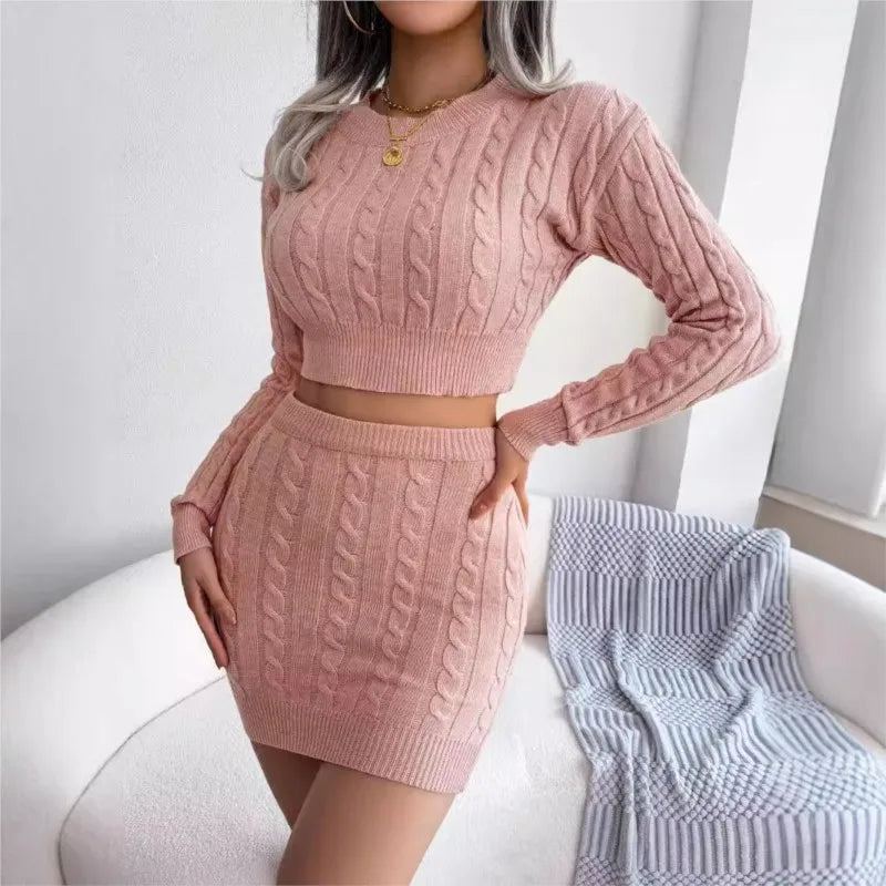 Women's Fried Dough Knitting Skirt, Navel Revealing Sweater, Buttock Knitting, Long-Sleeved Top, Slim Suit, Skirt, Autumn, Winter, 2024 