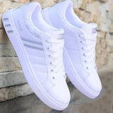 Zapatillas blancas ligeras para hombre, zapatos de lujo, zapatillas transpirables, casuales, originales 