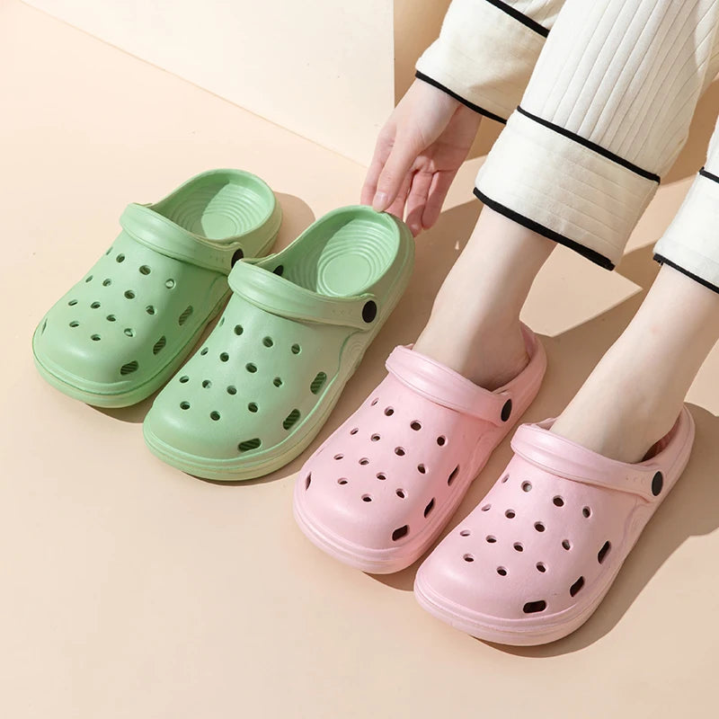 Sapatos e Chinelos de Verão Dongdong para Homens e Mulheres, Interior, Casa, Anti Slip, Casa, Vestuário Externo, Baotou, Bonito, Novo, 2022