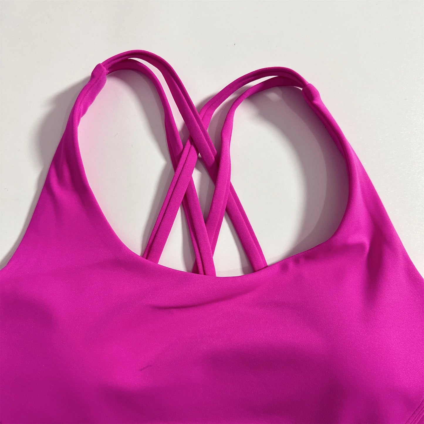 Conjunto de fitness para gimnasio de color sólido, sujetador deportivo cruzado suave y ajustado, 2 piezas de compresión, leggings de yoga de cintura alta, traje de entrenamiento integral para correr