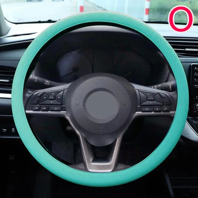 Car Silicone Steering Wheel Cover Men's And Women's Summer Fashion Sweat Wicking Non-slip All-season Model Thin And Soft
