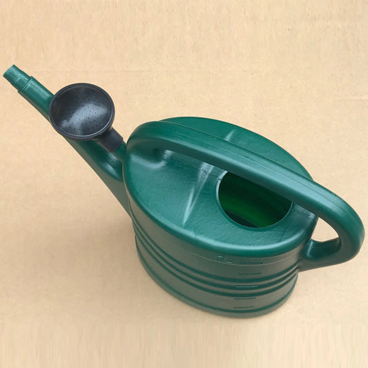 Regadera de plástico de 5 l, ideal para jardín, interior y exterior, ligera, ideal para jardinería familiar.