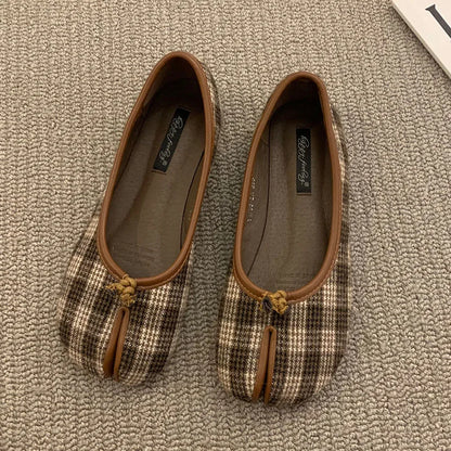Women Flats Tabi Ninja Shoes Woman Ladies Microfiber Leather Comfy  Flats Split Toe Slippers Soft Bottom Loafers Solid Brief La