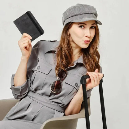Tarjetero de cuero con bloqueo RFID, funda para pasaporte, billetera, accesorios de viaje para mujeres y hombres.