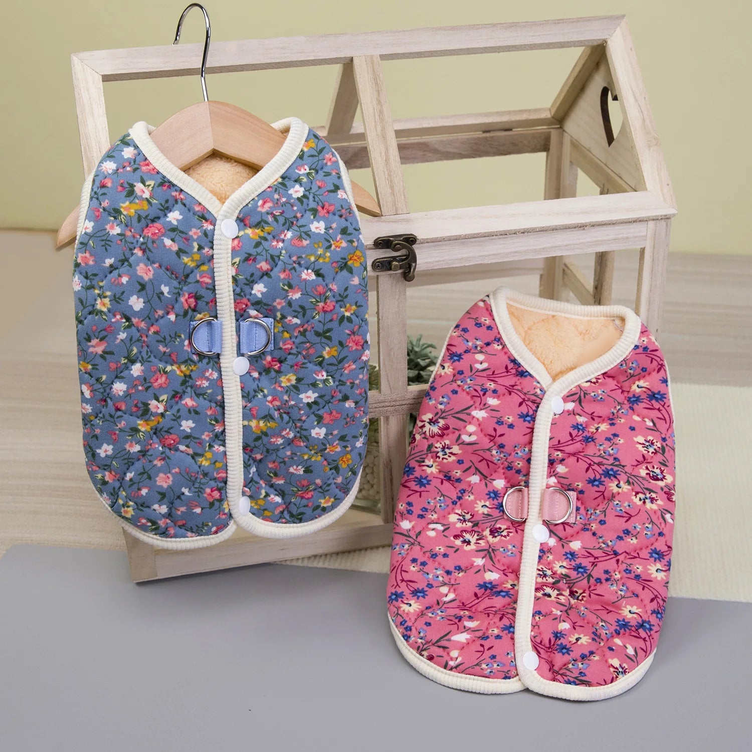 Winter Flower Pattern Pet Jacket Pet Dog Costume Navy Pink Sleeveless Vest Jacket Warm Comfortable Floral Cotton Vest Small Dog