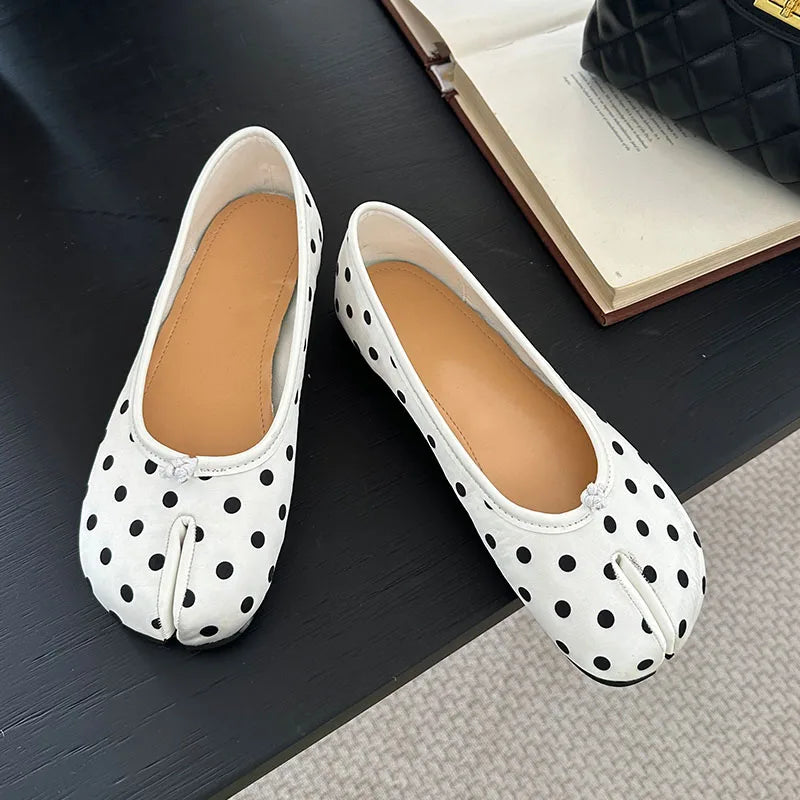 Women Flats Tabi Ninja Shoes Woman Ladies Microfiber Leather Comfy  Flats Split Toe Slippers Soft Bottom Loafers Solid Brief La