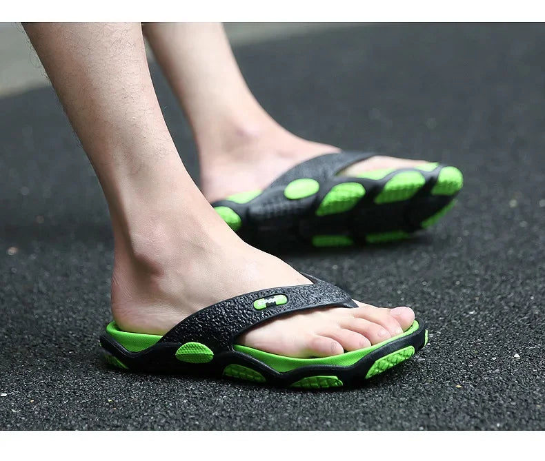 Men's Summer 2025 Trendy Flip-Flops Beachwear Slippers Anti-slip Deodorant Casual Shoes Plastic Slip-On Sandals for Adults