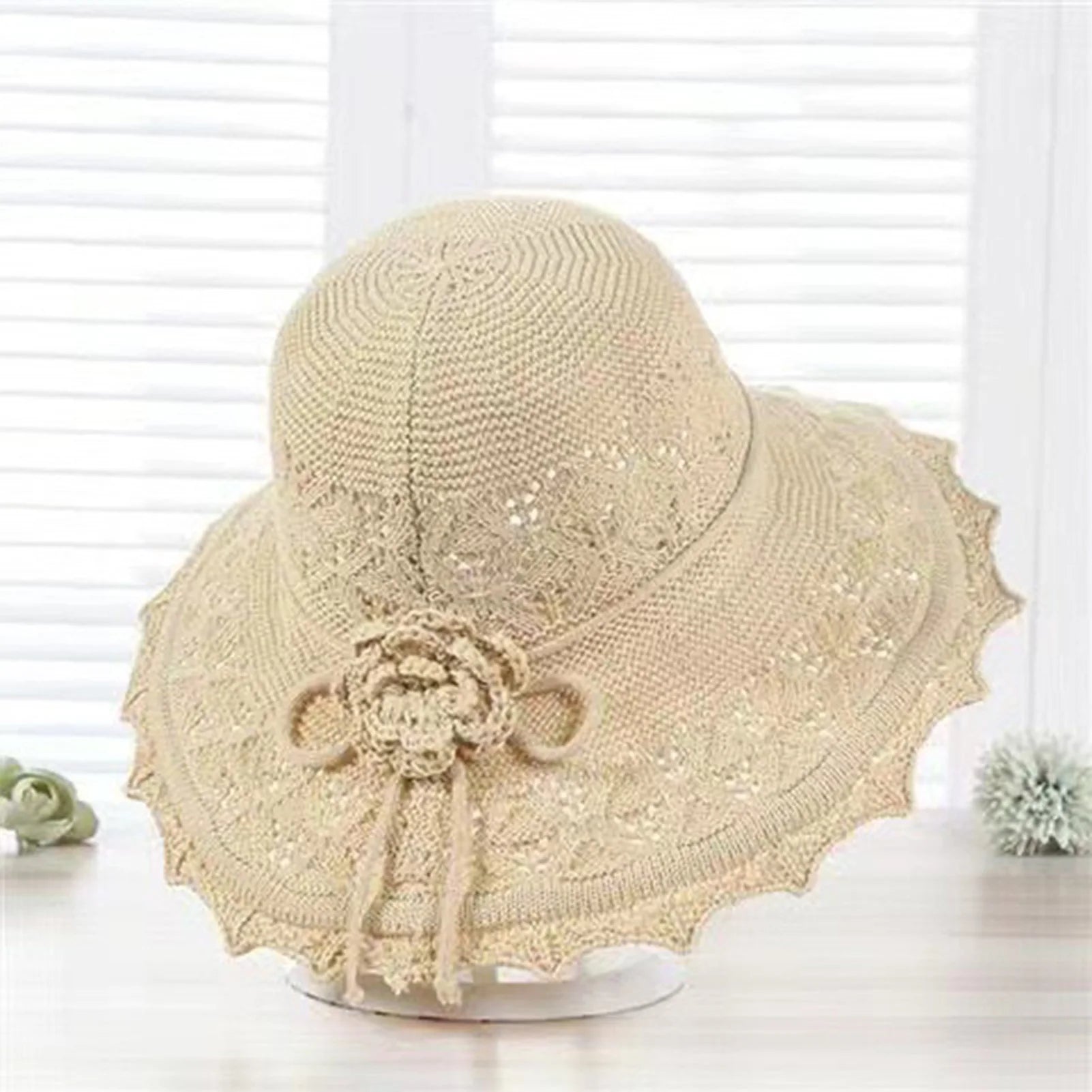 Women's Summer Beach Sun Hat Wide Brim Foldable Elegant Straw Hat for Pool Park Vacation Camping