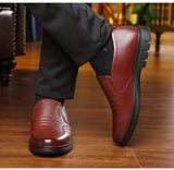 Men's leather shoes, new black, soft bottom, anti-slip, breathable shoes, men's business dress casual, luxury light flat