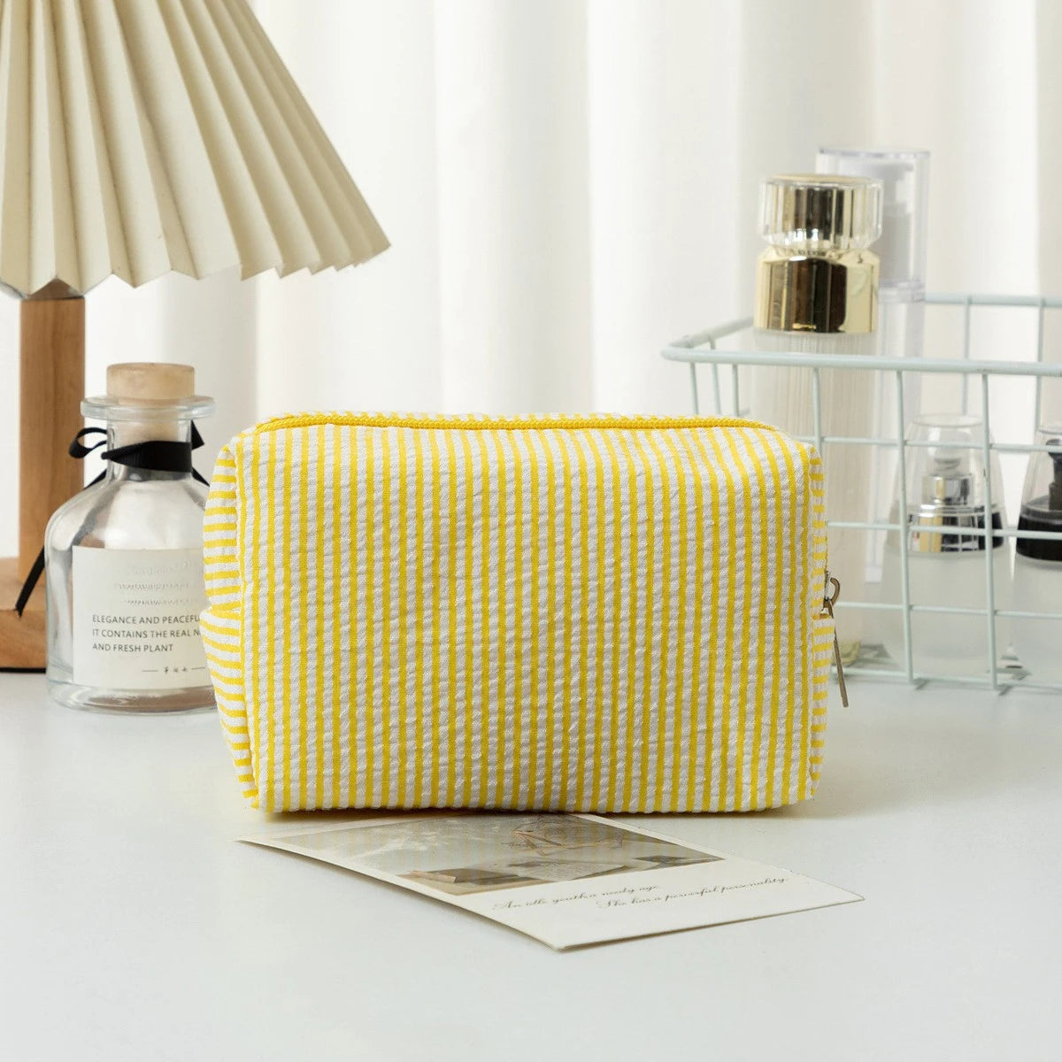 Stripe Seersucker Cosmetic Bag Fashion Women Cosmetic Bag Zipper Storage Makeup Case Traveling Pouch Organizer for Lady