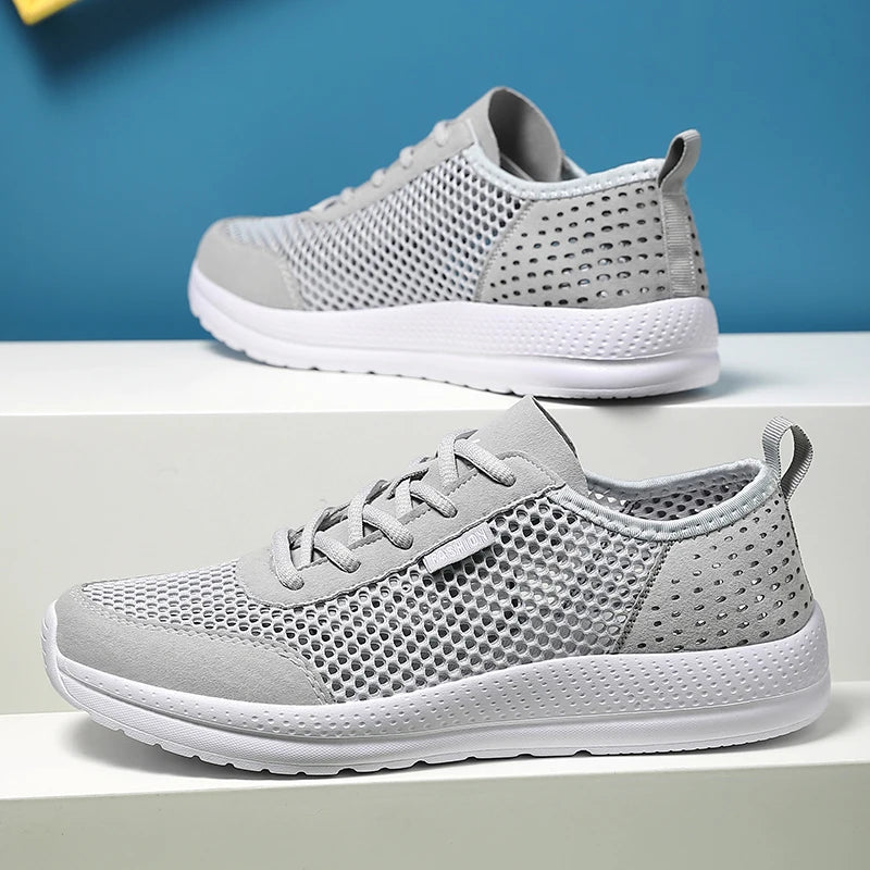 Men Soft Sport Shoes Breathable Fashion Mesh Running Shoes Comfortable Man High Quality Outdoor Lightweight Sneakers for Men