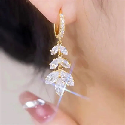 Blue Heart Shaped Zircon Long Tassel Gold Color Ear Wire for Women Elegant Exquisite Temperament Ladies Wedding Party Jewelry