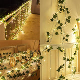Varal de Luzes com Folhas Verdes (2m) – Cordão de LED com Hera Artificial para Decoração de Casamentos, Festas e Ambientes (Parede/Guirlanda)