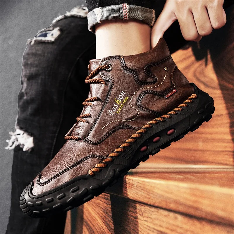 Zapatillas informales de cuero vulcanizado de alta calidad para hombre, zapatos planos de diseño, cómodos, antideslizantes, para caminar, correr y trotar, 2024