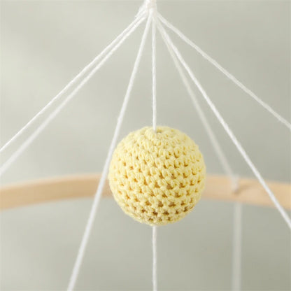 Crib Mobile Bed Bell Wooden Baby Rattles Soft Felt Cartoon Animal Bed Bell Newborn Music Box Hanging Toy Crib Bracket Baby Gifts