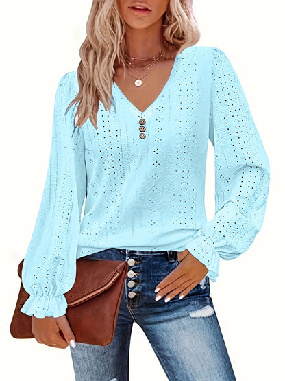 Plus size ilhó botão decoração camiseta casual decote em v manga longa topo para primavera e outono roupas femininas plus size