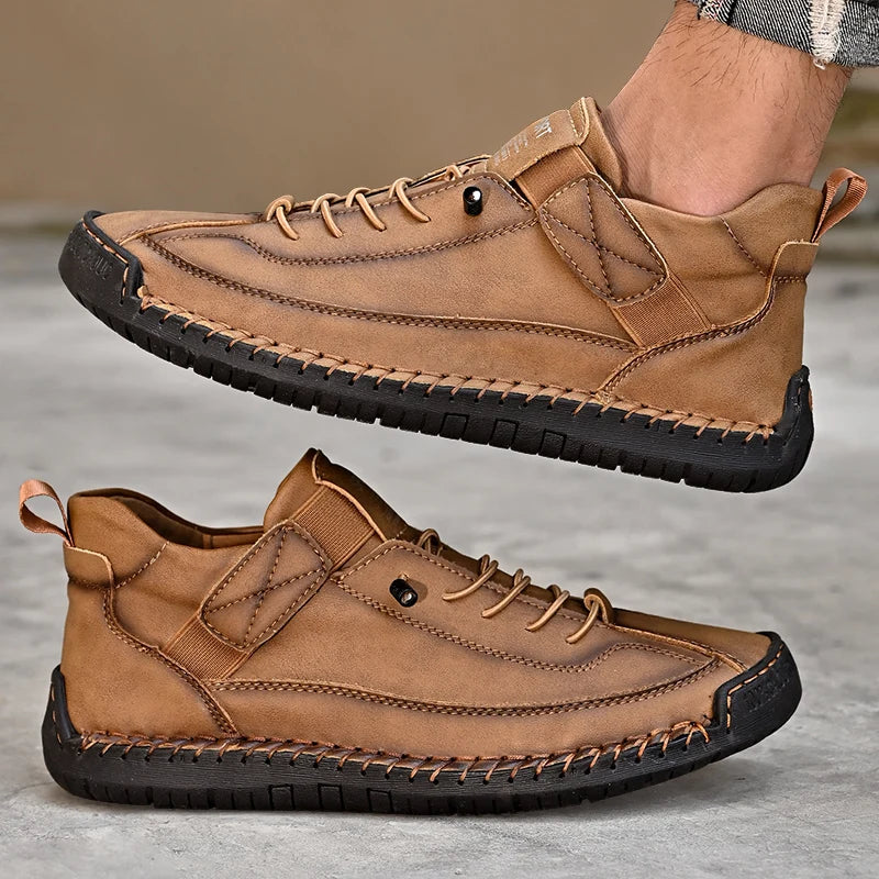 Handmade Leather Men's Casual Slip-On Loafers Breathable Leather Shoes Men's Flat Fashion Moccasins Tooling Shoes Plus Size