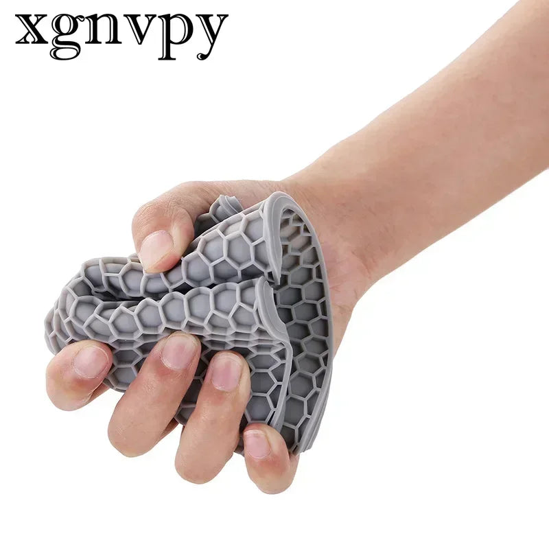 xgnvpy Silicone Mat Coaster Food Grade Non-slip Placemat Table Protection Kitchen Accessory Gadget Round Cup Mat