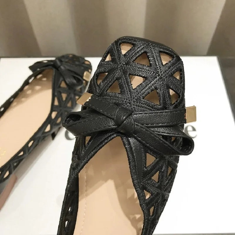 2025 New French Style Bow Flat Sandals Women Geometric Cut-Out Peep-Toe Breathable Summer Beige Shoes for Dresses
