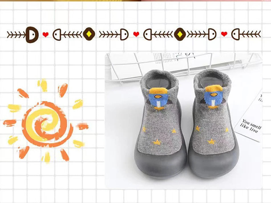 Cute and Comfy Cotton Newborn Baby First Walkers Socks Baby Soft-Soled Indoor Casual Shoes Breathable and Non-Slip Baby Shoes