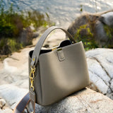 100% Genuine Leather Women's Bucket Bag Luxury Designer Versatile Shoulder Bag Women Commuter Crossbody Bags Female Handbag