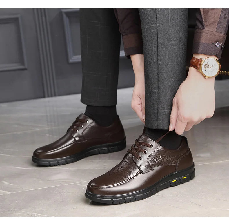 Hot Sale Men Genuine Leather Casual Shoes Soft Sole Lace-up Luxury Brand Middle-aged Old Man Dad Lightweight Loafers Shoes