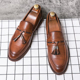 Pointed casual moccasins for men fringed slip-on men's shoes Beef soles bean boat shoes Fashion hair stylist fashion shoes