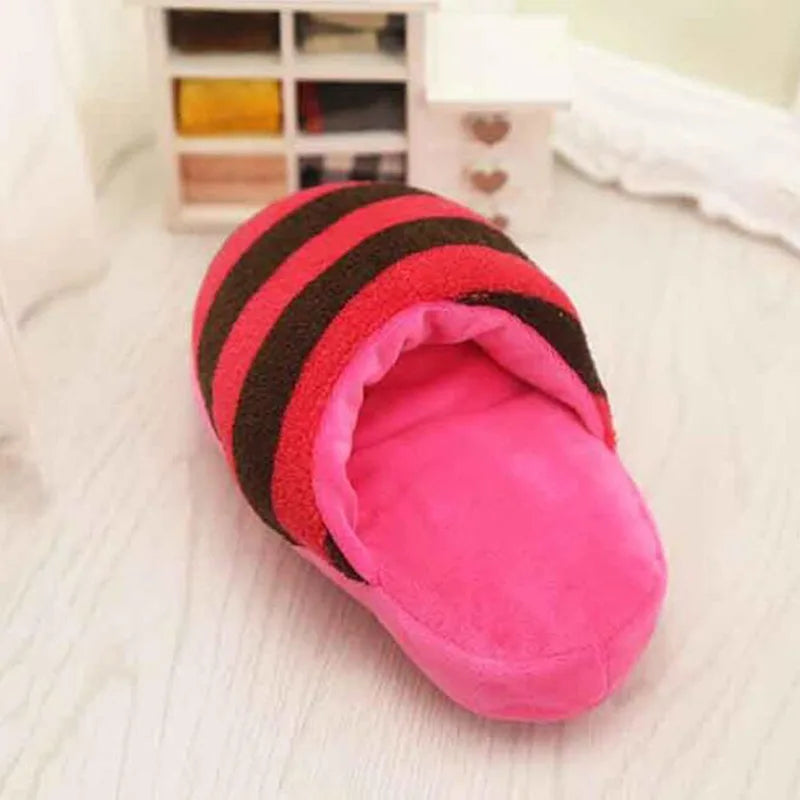 Juguetes para mascotas, chirriadores de peluche con forma de pantuflas, juguetes masticables con sonido para cachorros, juguetes para perros y gatos, productos divertidos para perros, juguetes de entrenamiento al aire libre. 