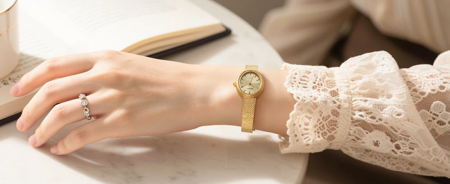 Relogio feminino oval dourado berny de luxo quartzo a prova de agua