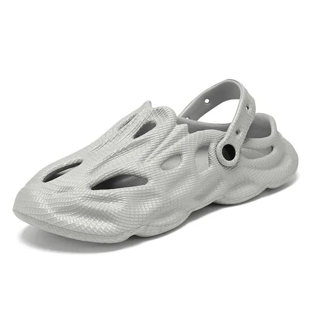 Summer Men Women Slippers Comfortable Outdoor Sandals Clogs Beach Slippers Flip Flops Indoor Home Slides Bathroom Shoes for Men 