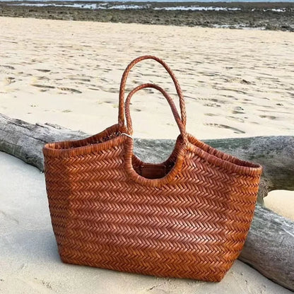 French Leather Woven Bag Fashion Simple Basket Bag Retro Advanced Handmade Bag New Versatile Commuting Women's Shoulder Handbag