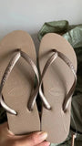 Summer New 2025 Women Flip Flops Summer Outdoor Slippers Travel Outdoor Beach Slippers Fashionable Women Shoes Zapatos De Mujer