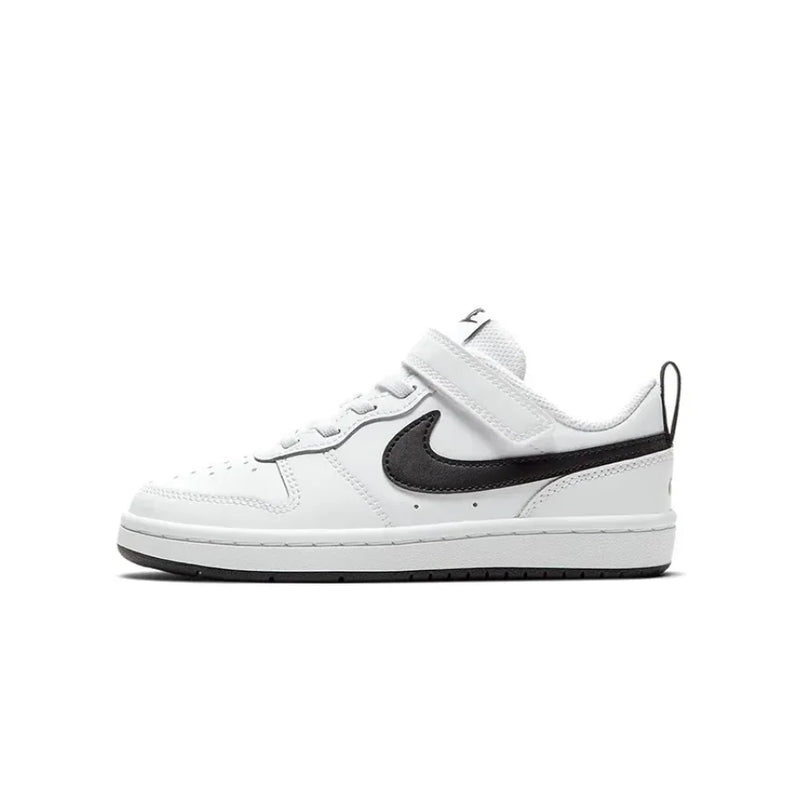 Tênis Nike Court Borough Low 2 branco e preto para crianças e crianças de meia-idade